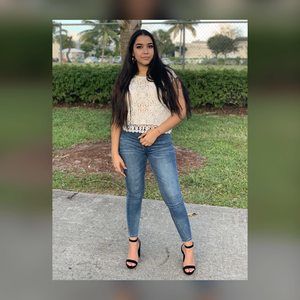 Meet your Posher, Lisbel